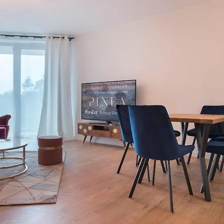 Apartament Premium Pinea 303 *